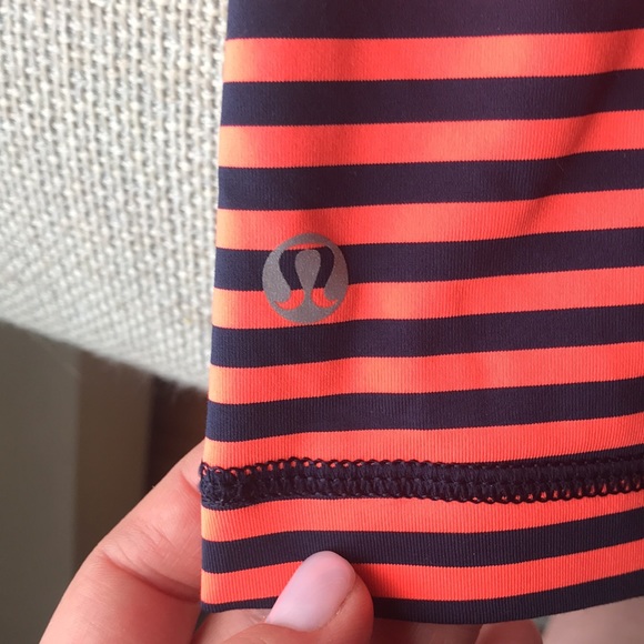 Lululemon tanktop - Picture 3 of 5